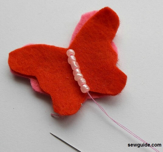coser mariposas