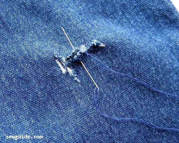 coser agujeros en jeans 