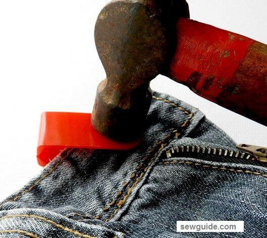 cómo reemplazar el botón de jeans