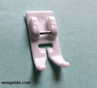 pies de máquina de coser